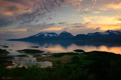 Senja Fjordhotell and Apartments
