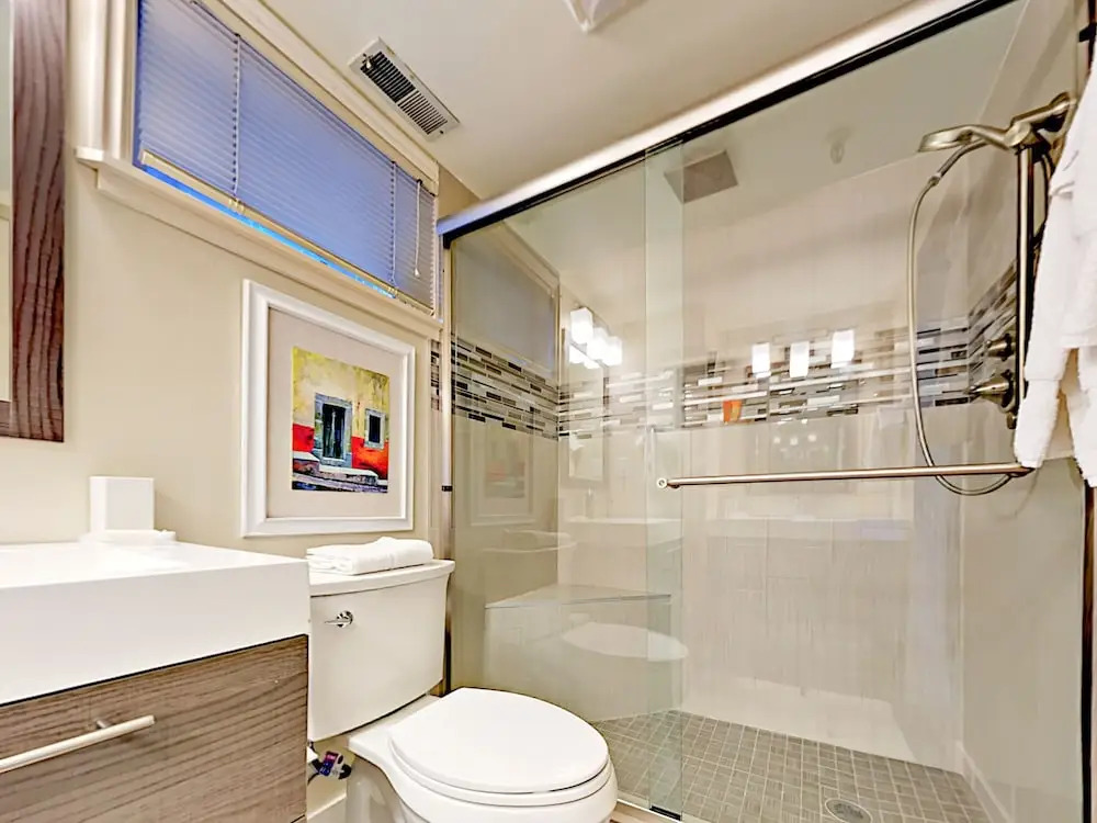 Woodside Unit #3B - 3 Br Condo