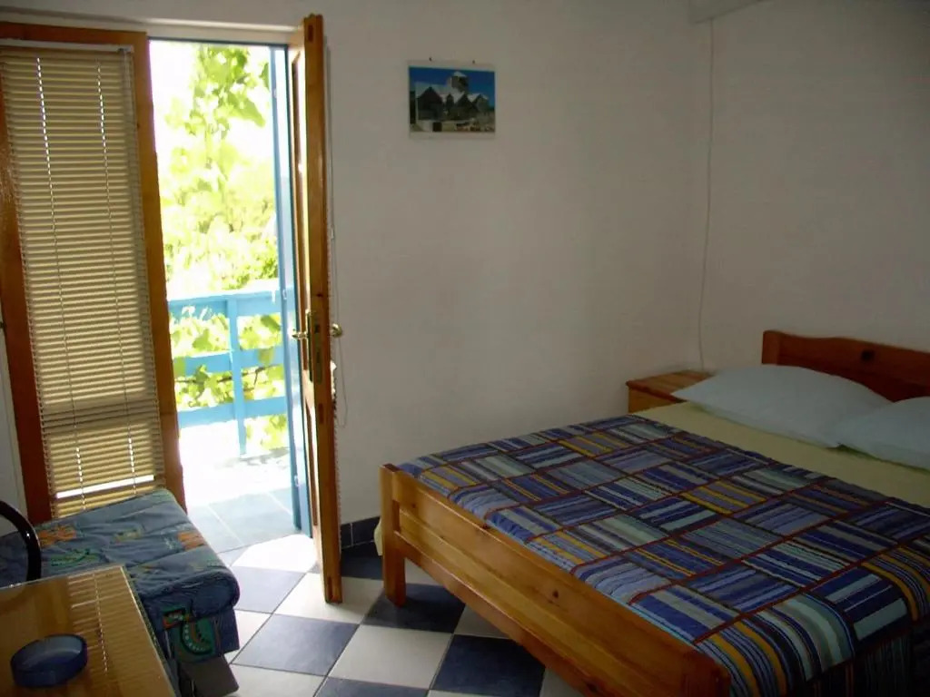Apartments Jadranka - 200m from sea
