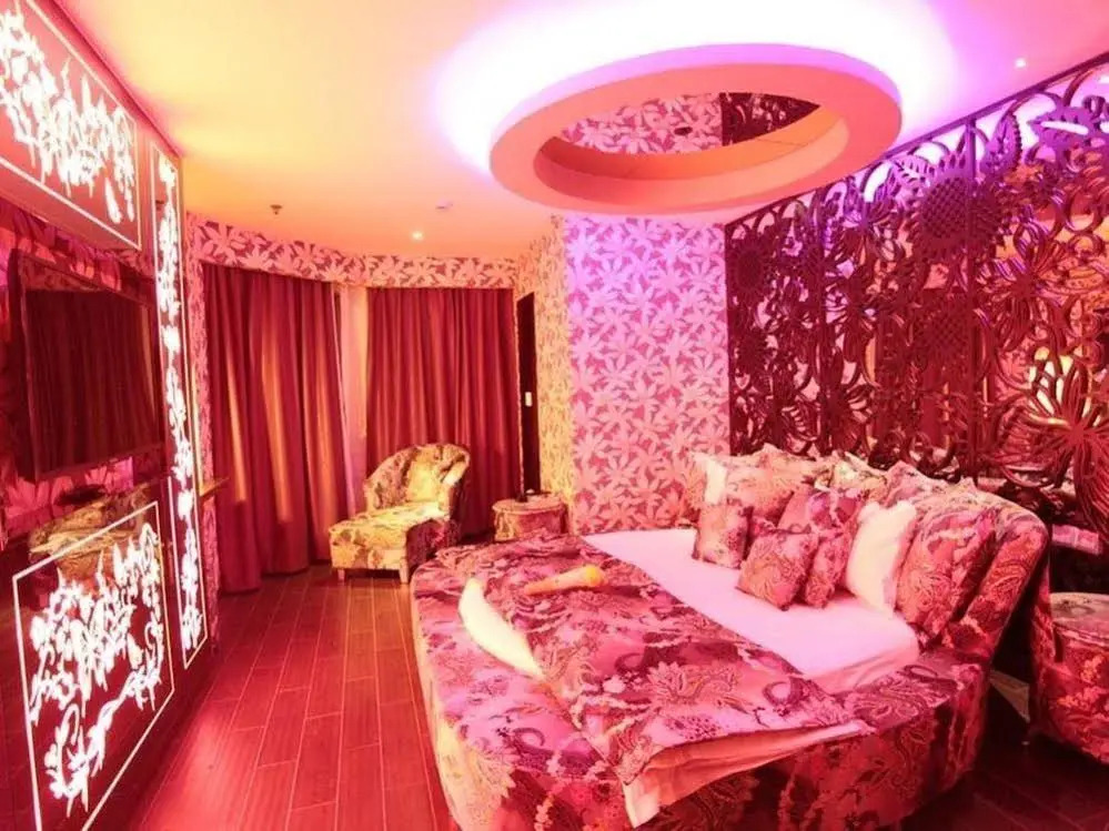 Love Theme Hotel-Shanghai Jingan Branch