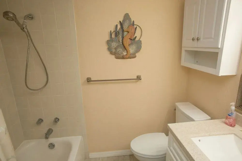 Win-San C-211 - 2 Br Condo