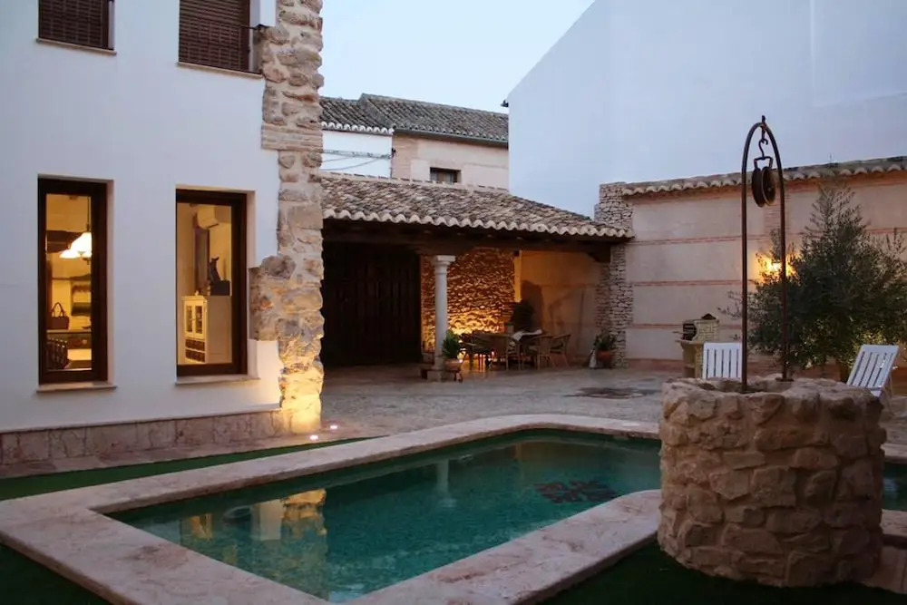 House With 5 Bedrooms in Almagro, With Shared Pool, Balcony and Wifi