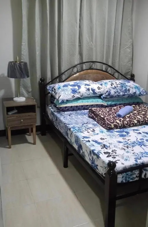 Baguio Central Apartment by Goshenland