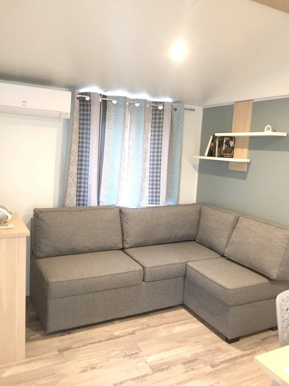 Property With 2 Bedrooms in Fréjus, With Pool Access, Furnished Terrac