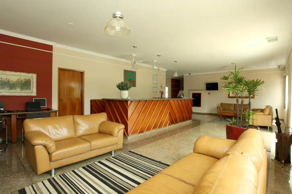 Candeias Hotel