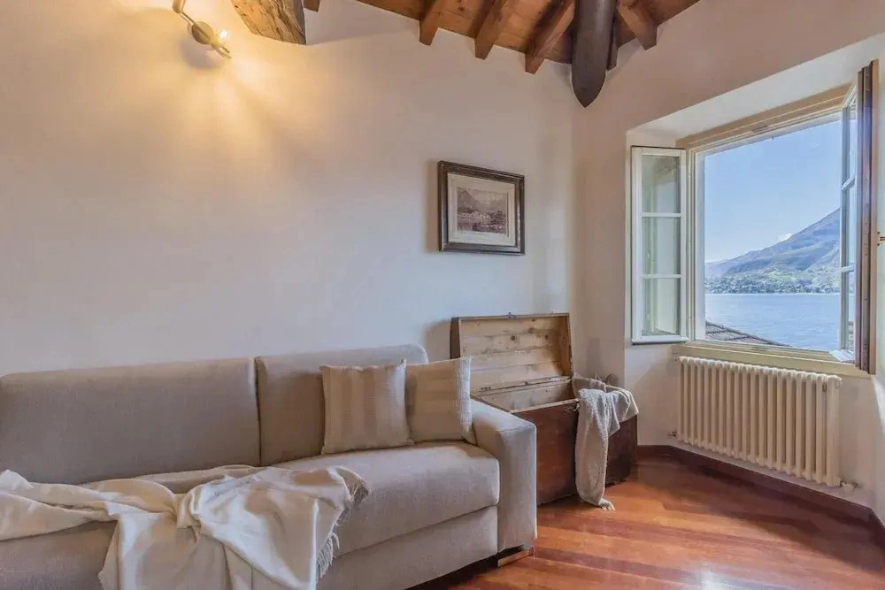 Casa Ferrari in Varenna