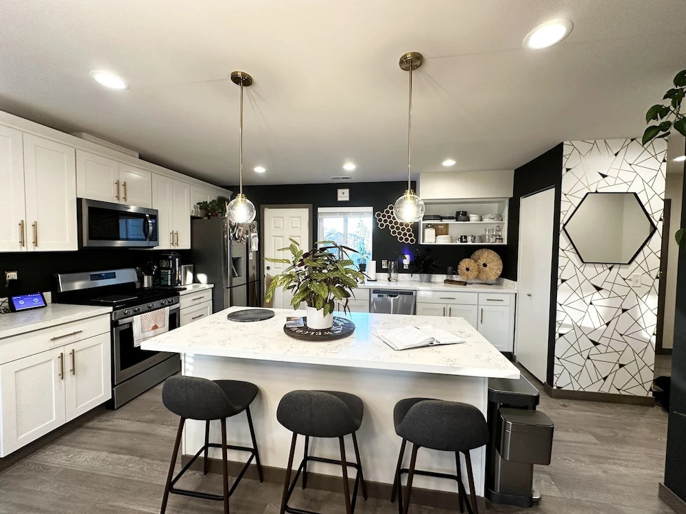 Central Tacoma Homestay -private room-