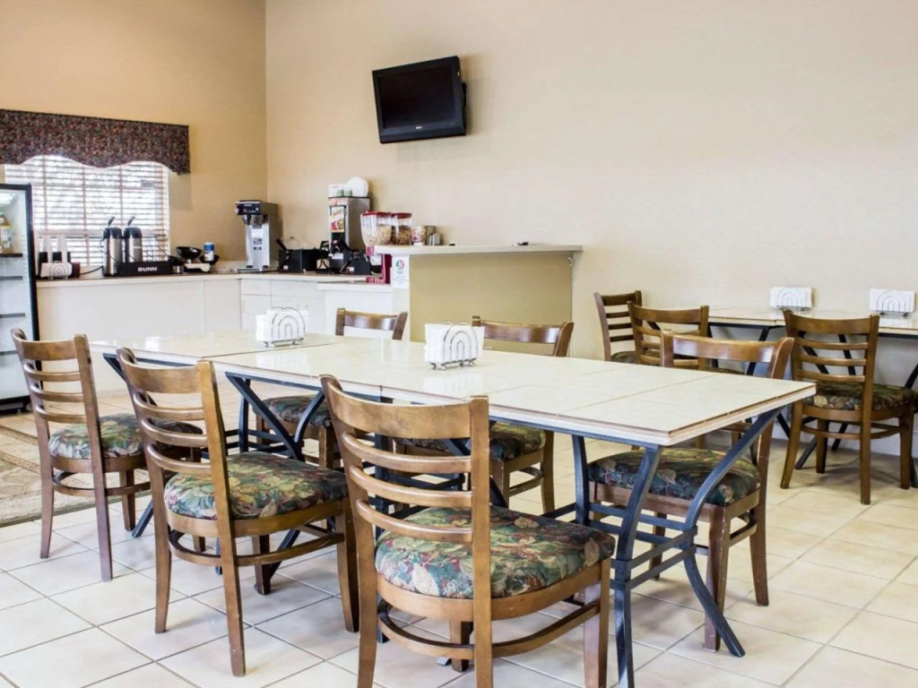 Rodeway Inn & Suites Haines City - Winter Haven