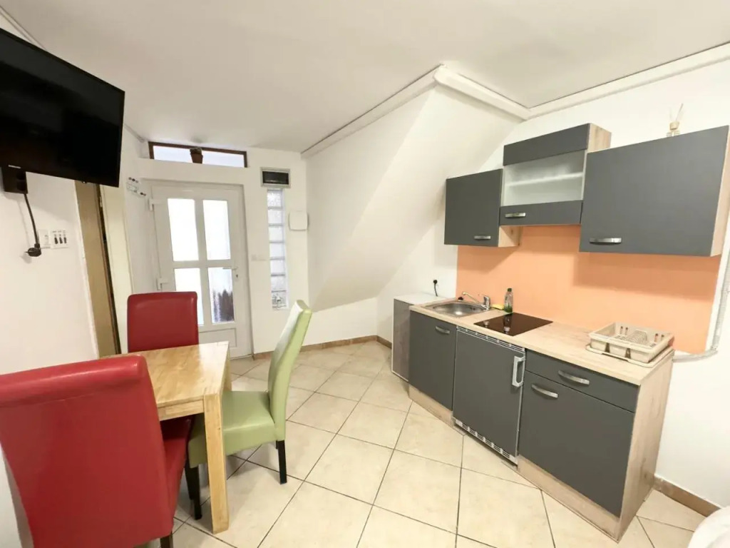 Apartma Tayana