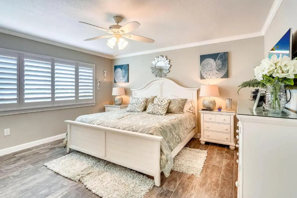 Land's End 7-306 Beach Front - Premier