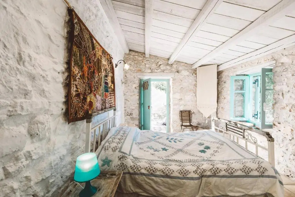 Authentic Greek Cottage- Daisy- Great Sea Views Ama 1304248