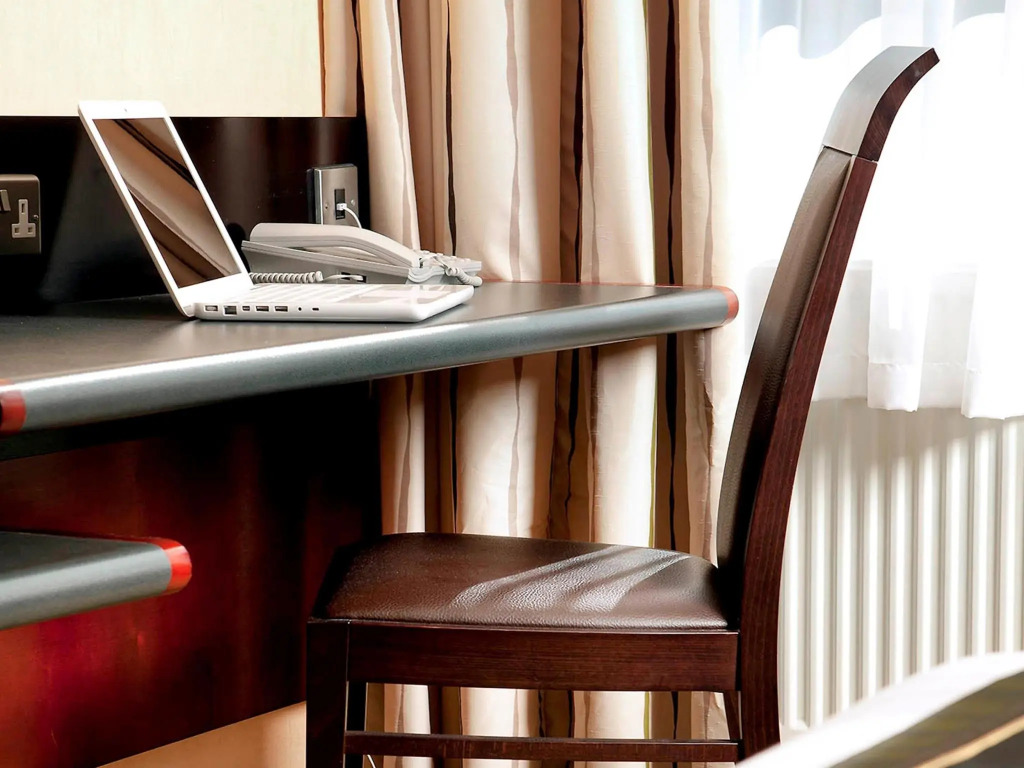 Mercure Chester Abbots Well Hotel