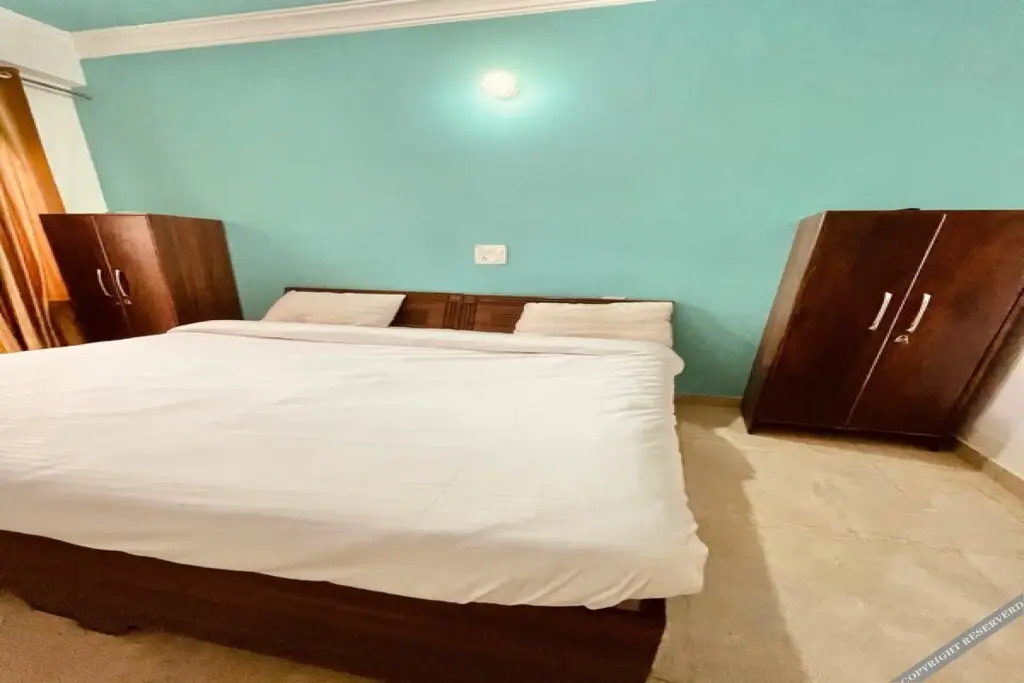 Capital O Kanha Guest House