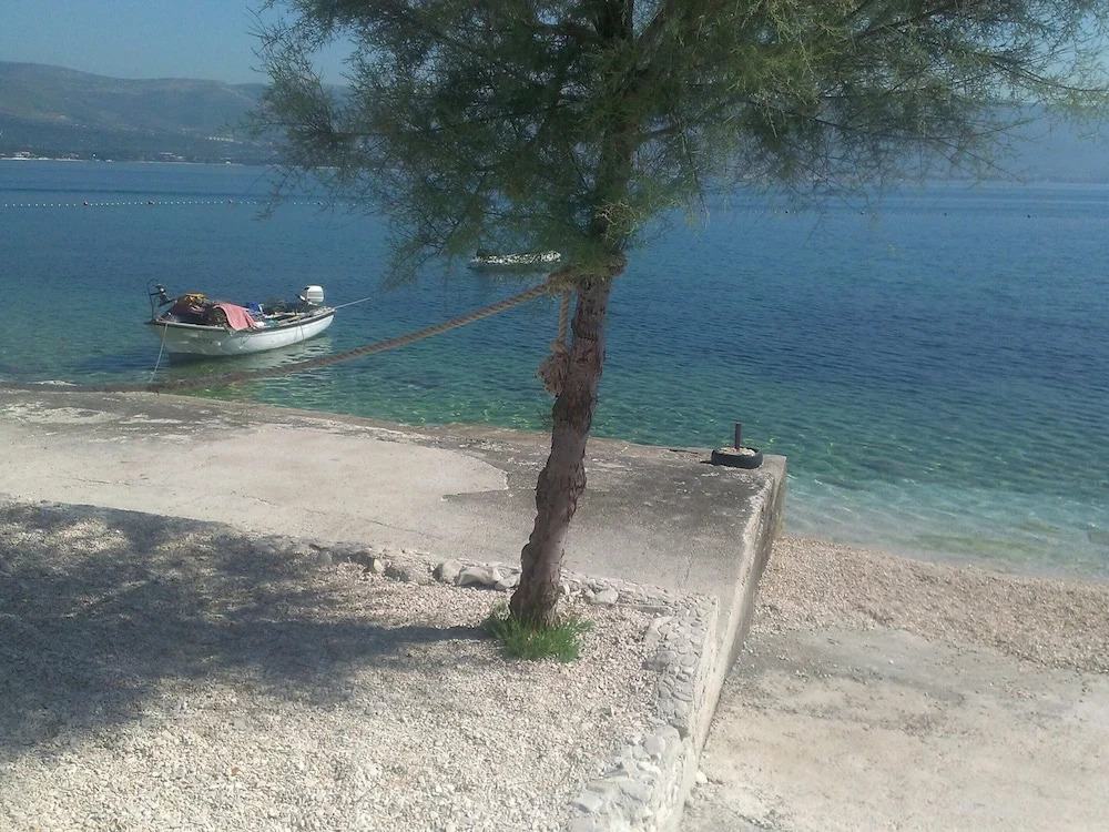 Holiday Apartment With a Private Terrace & Hot Tub, Near the Beach