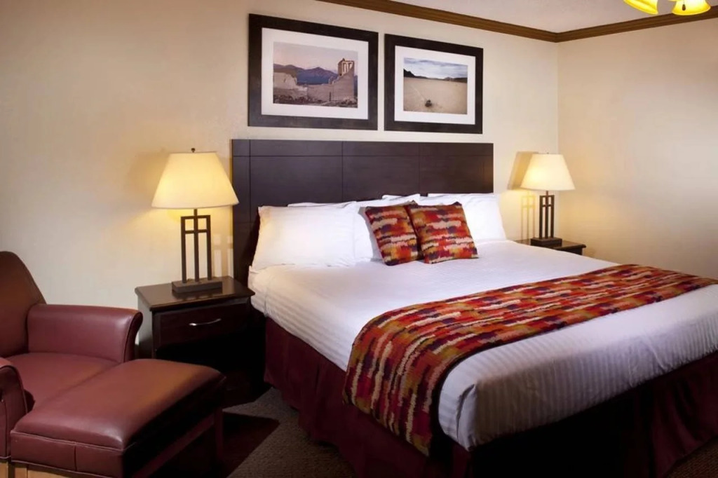 Stovepipe Wells Village