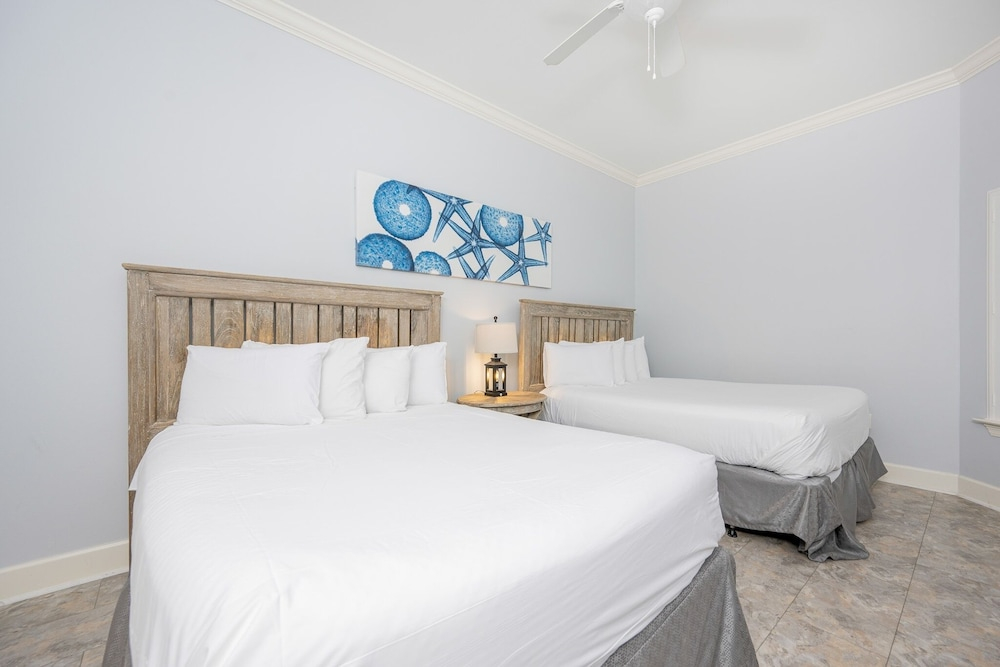 The Oasis 1802 Formerly Phoenix West Ii 1802 3 Bedroom Condo