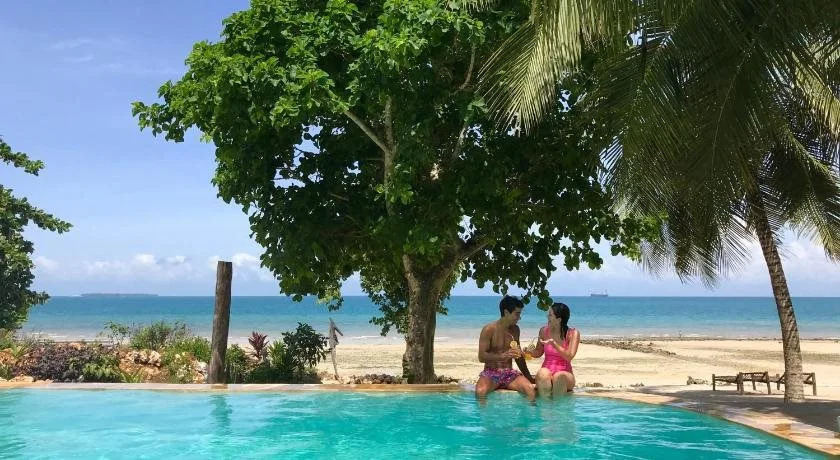 Mangrove Lodge