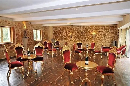 Chateau Lavail