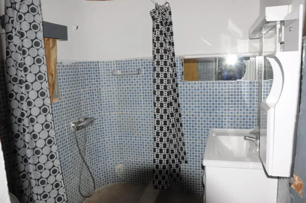 Leybato Beach Hotel