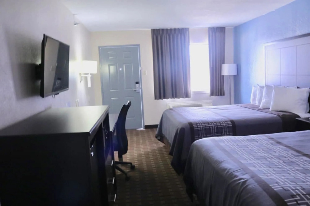 SureStay Hotel by Best Western Terrell