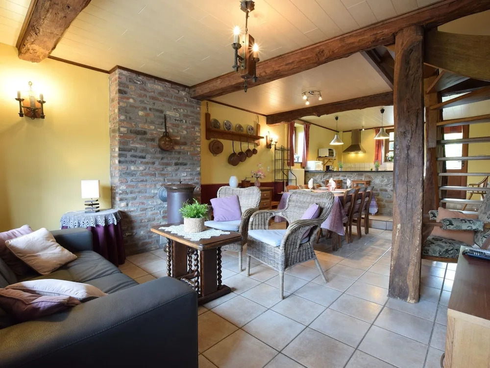 Beautifully Renovated, Old, 1841 Barn, With Garden and Terrace, in WÃ©ris