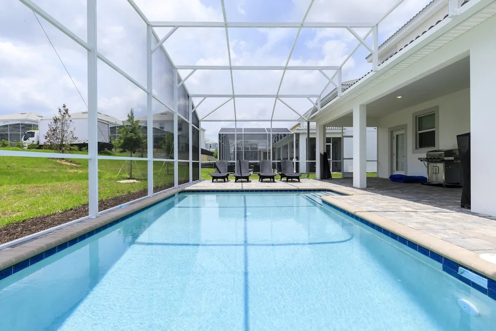 Gorgeous 8-bed Championsgate Resort Home-1528fd