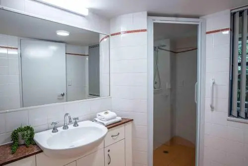 Byron Bay Accom Unit 1 46 Lawson Street, Byron Bay - Nautilus