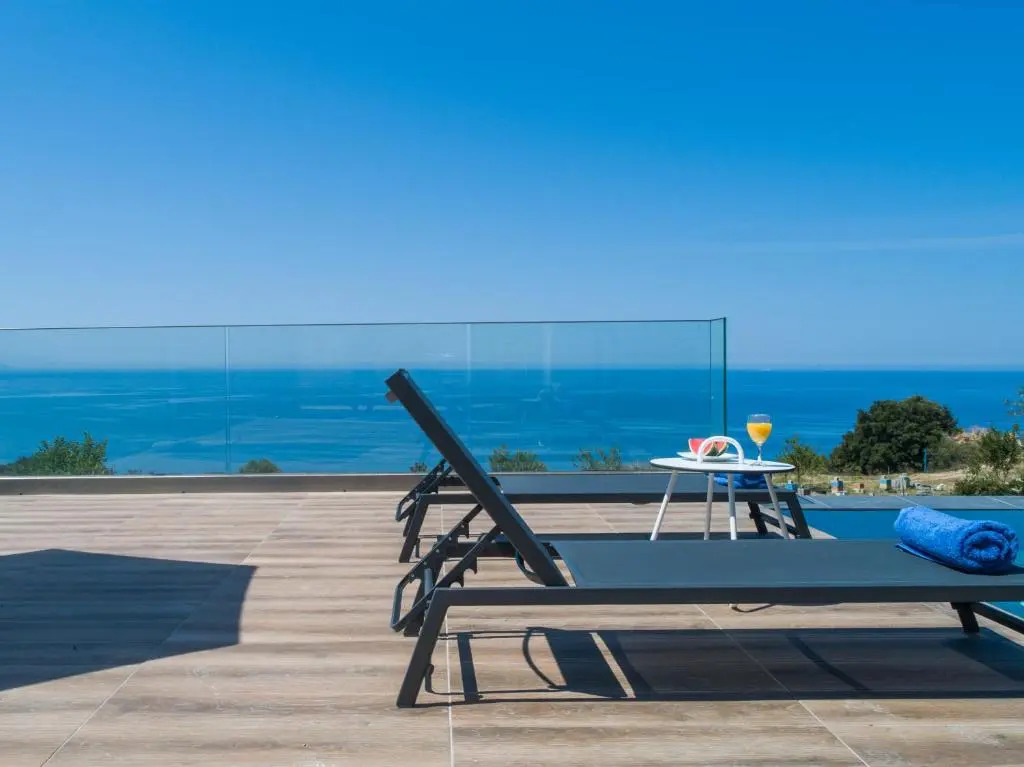 Villa Lefka with Private Infinity Pool & Panoramic Sea Views