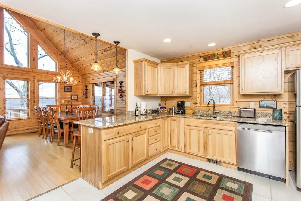 69 Valley Heights Home 4 Bedrooms 3.5 Bathrooms Home