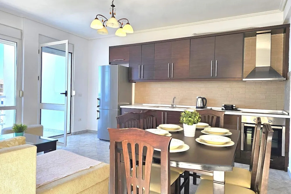 Two Bedroom Apartment With Sea View-061