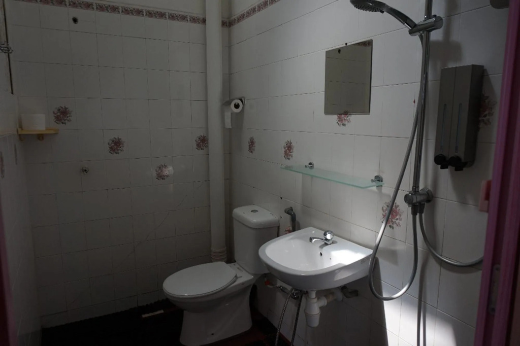 Three Little Birds Home - Hostel