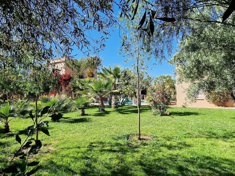 Manzal Lahbab, 2Villas 2Bungalows 2Piscines et Jardins