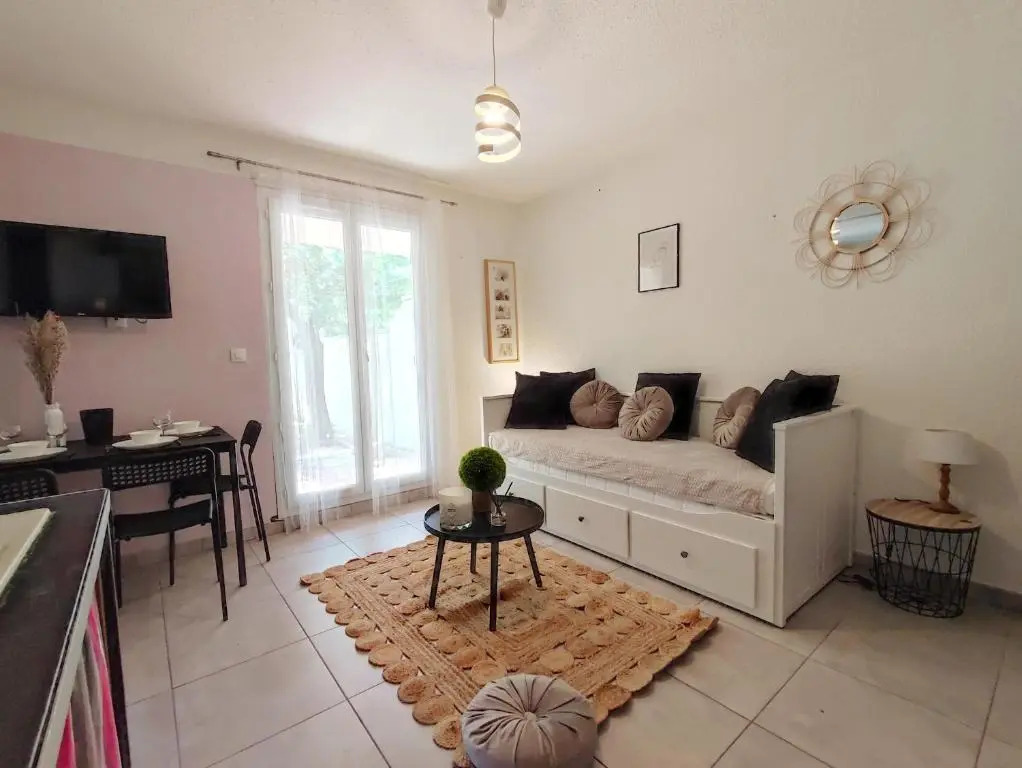 Appartement calme avec jardin privatif - 3 -