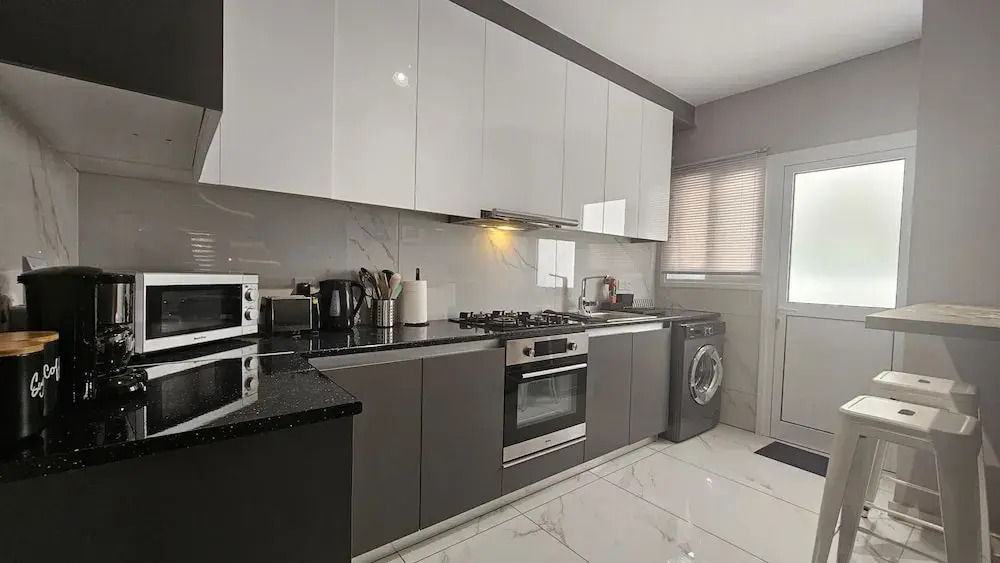 151 NIC - Stay Art Style Apartment