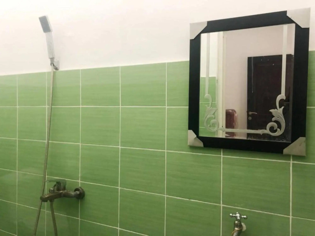 KoolKost @ Wiyung (Minimum Stay 30 Nights)
