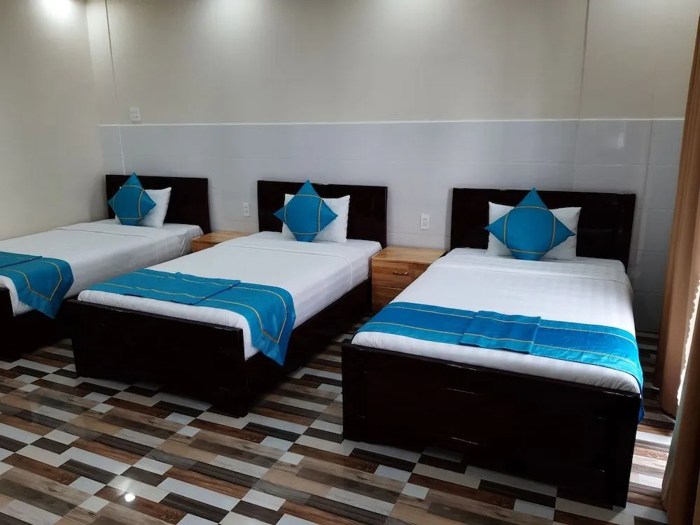Hồng Hạc Hotel