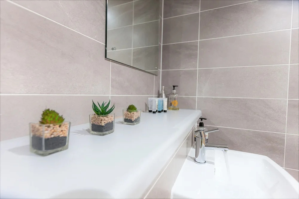 Beautiful 3 Bed Apartment in Media City