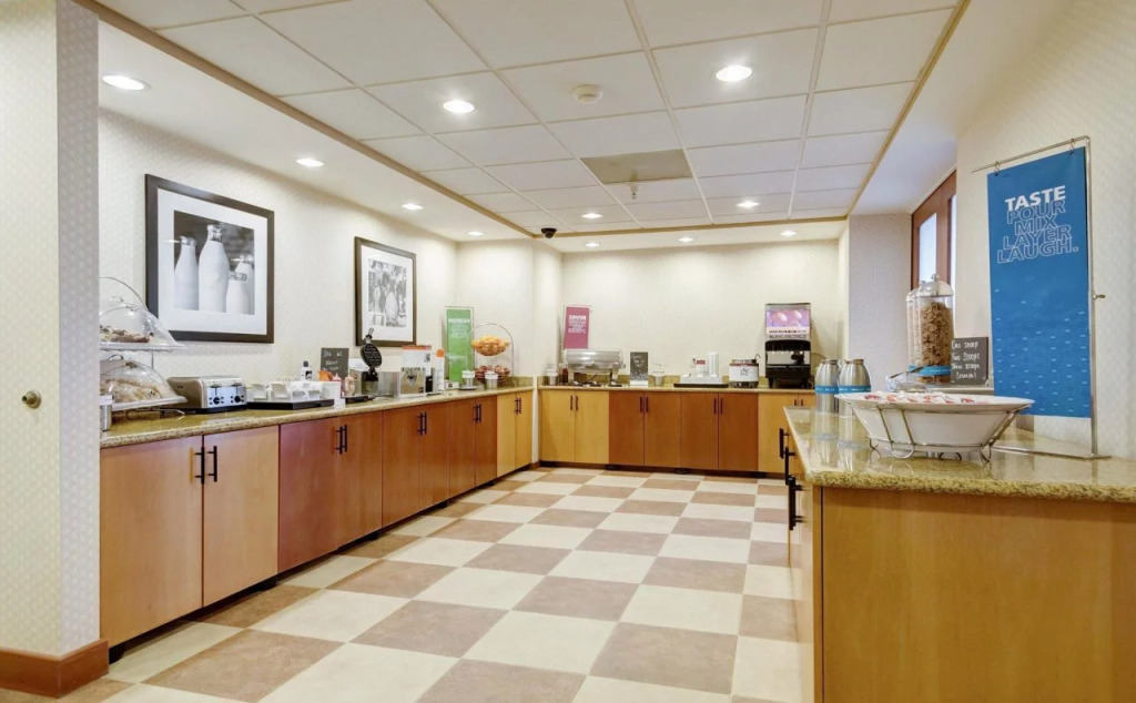 Hampton Inn St. Louis-Columbia