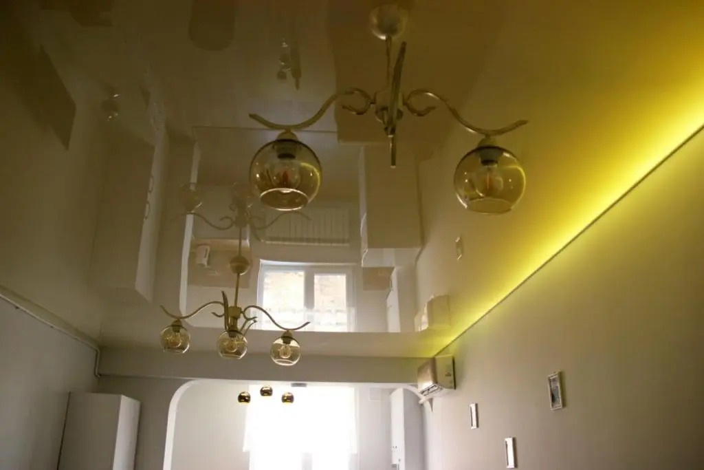 Excellent apartment in the Republic Square.Pushkin3