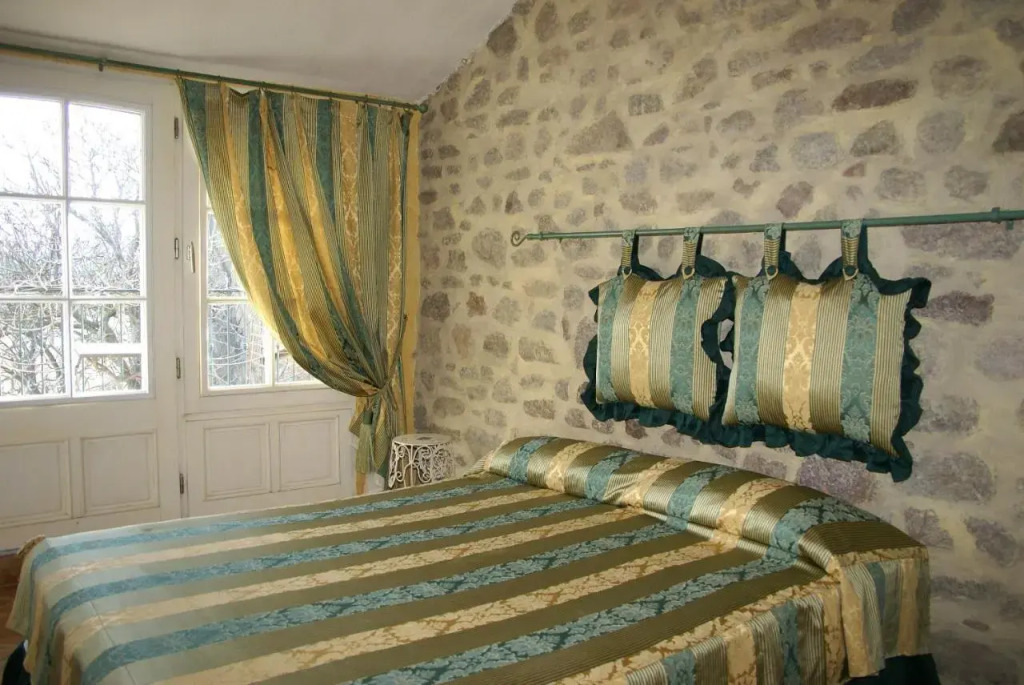 La Bastide d'Einesi