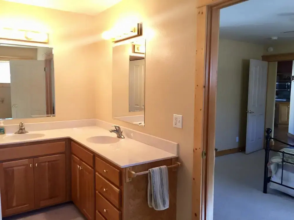 Mountain Modern 4 Bedroom Holiday Home By Pinon Vacation Rentals