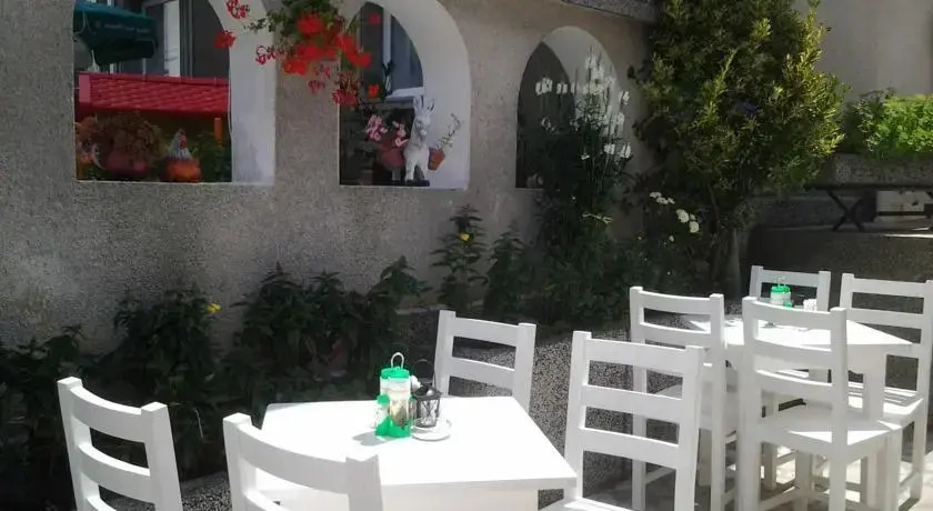 Tonus Guest House