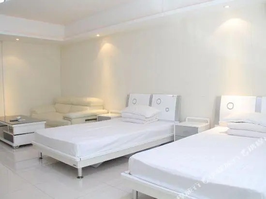 Huijia Business Motel