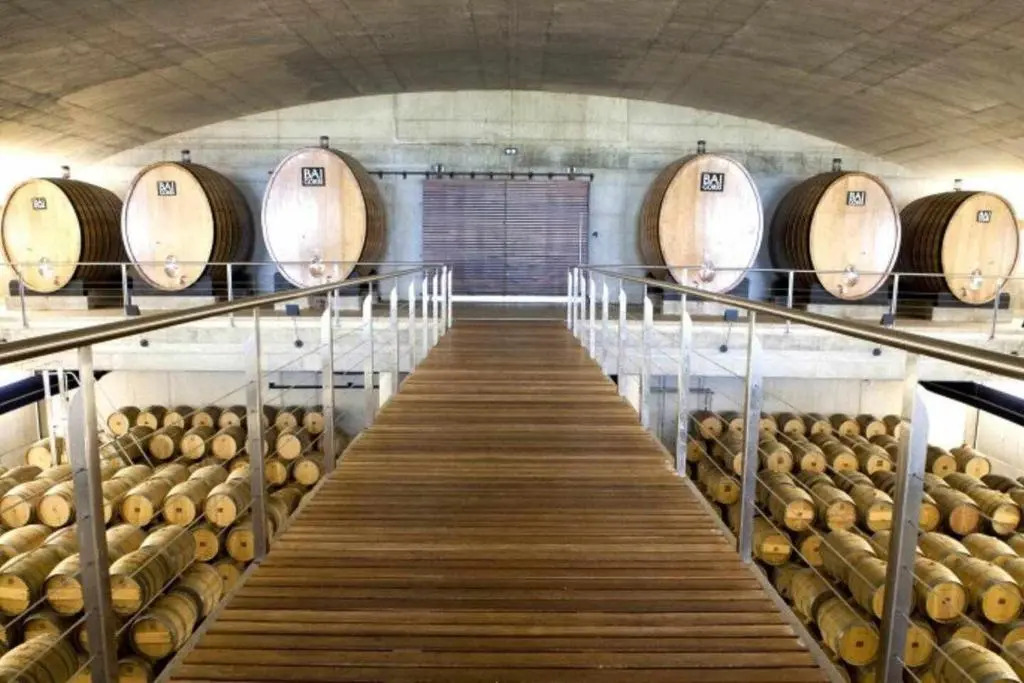 Sagasti-Enea Villa con Piscina y Tenis en la Rioja