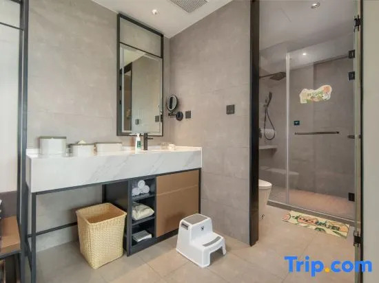 Atour Hotel Hangzhou East Railway Station West Square