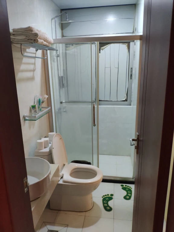 Wuyi Chengde Business Hotel