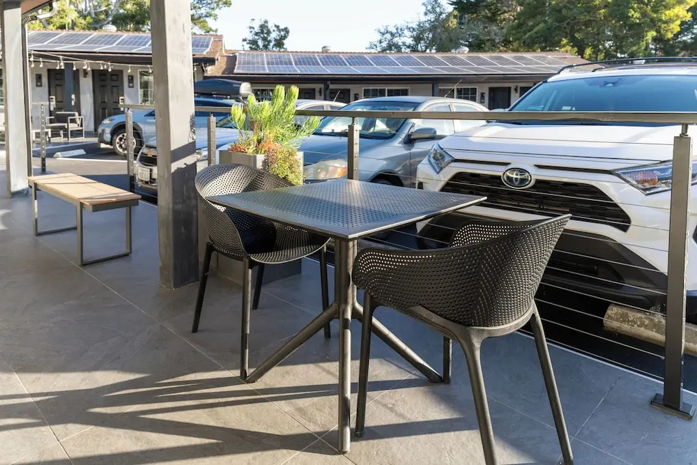 Monterey Surf Inn