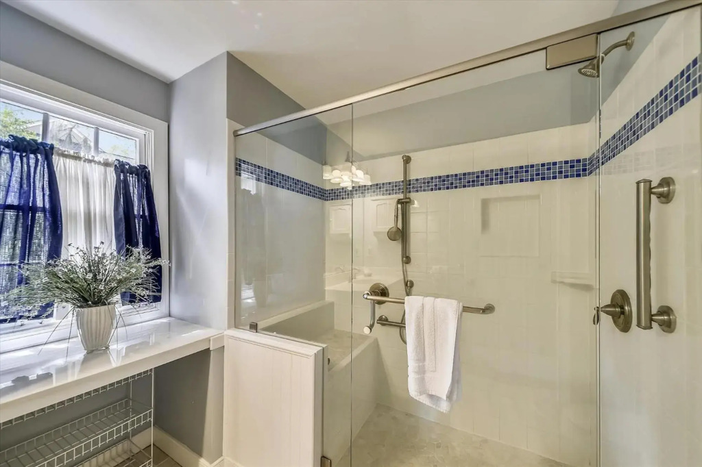 Evian 192 - Two Bedroom Condo