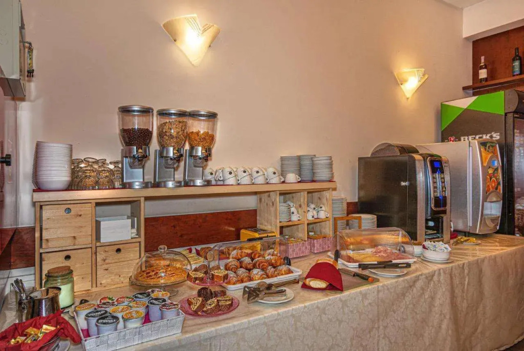 Florentia Hotel