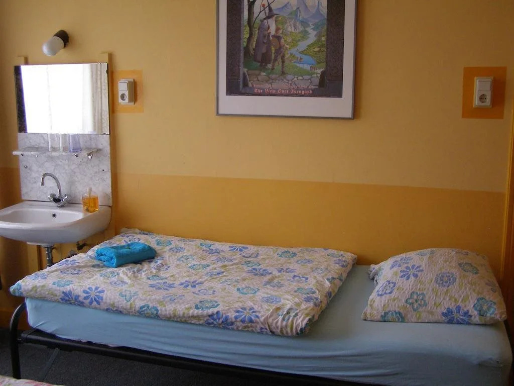 Duke Studio Hotel